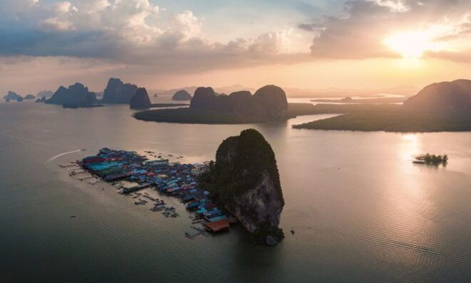 Phuket: James Bond & Phang Nga Island Day Trip by Speedboat - Local Food Experience at Panyee Island