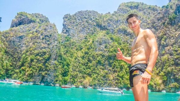 Phuket: James Bond & Phang Nga Island Day Trip by Speedboat - Visit to James Bond Island