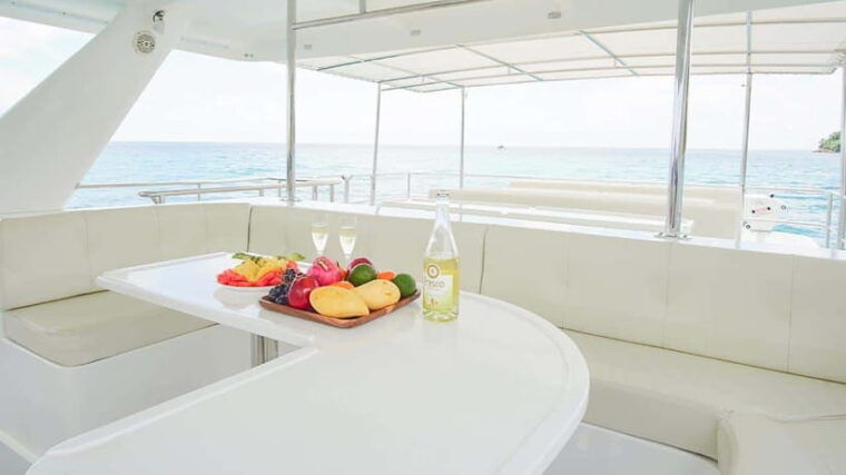 Phuket/Khao Lak: Similan Islands Catamaran Trip With Lunch - Included Amenities