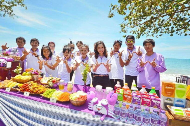 Phuket/Khao Lak: Speedboat Snorkel Tour to Similan Islands - Safety Briefing and Breakfast