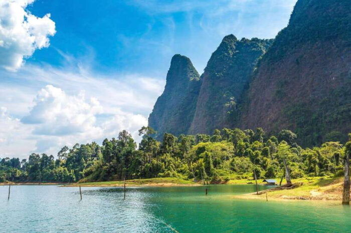 Phuket: Khao Sok National Park and Cheow Lan Lake Day Trip - Khlong Sok Guided Tour