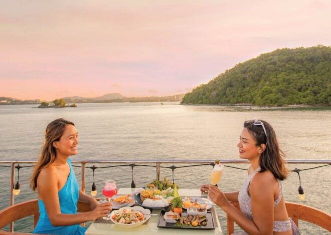 Phuket Ko Sire: Cruise With Live Music and 4-Course Dinner - Review Summary
