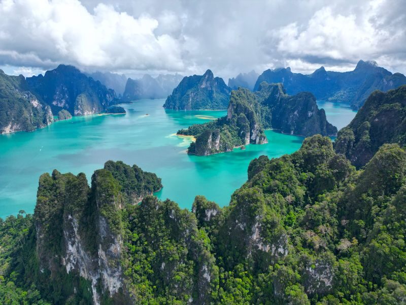 Phuket/Krabi/Khao Lak: Private Day Tour Khao Sok with Lake Boat Tour - Diamond Cave is beautiful, but not for everyone