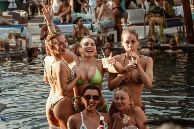 Phuket: Kudo Beach Club Entry with Set Menu - FAQ