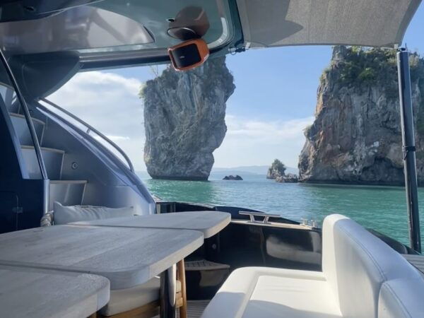 Phuket: Luxury Yacht Day Tour to Phi Phi Island & Maya Bay - Discover Maya Beach