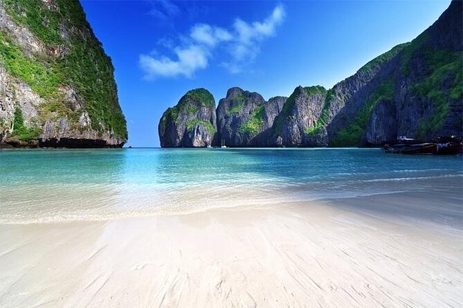 Phuket-Maiton Island-Phi Phi Island-Maya Bay Tour by Speed Boat - Minimum Travelers Requirement
