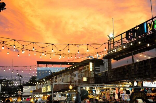 Phuket Old Town Chillva Market Bangla Patong Night City Tour - Questions You May Have