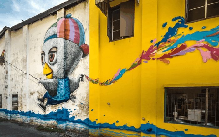 Phuket: Old Town Morning Street Art Walking Tour With Lunch - Enjoy a Local Lunch