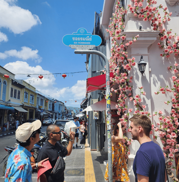 Phuket: Old Town Morning Street Art Walking Tour With Lunch - Inclusions and Amenities