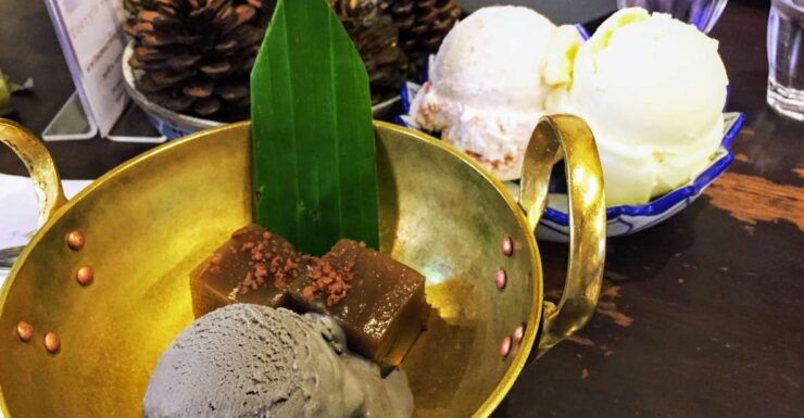 Phuket: Old Town Street Food Hidden Gems Walking Tour - Tour Duration and Guide Availability
