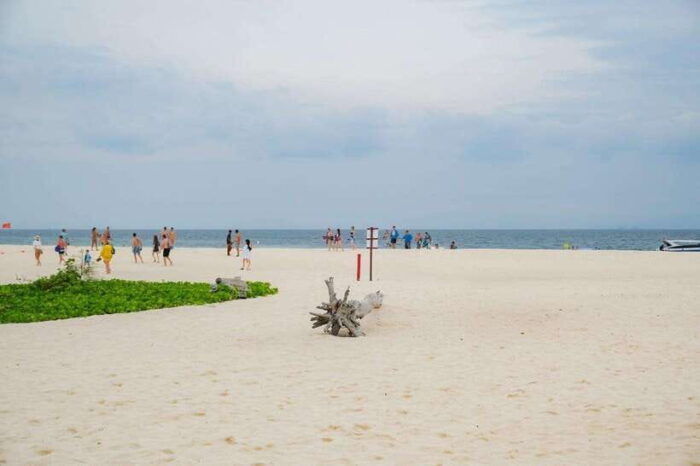 Phuket: Phi Phi, Bamboo & Maithon by Premium Speed Catamaran - Frequently Asked Questions