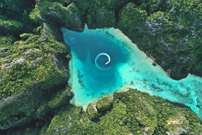 Phuket: Phi Phi, Bamboo & Maithon Islands Tour by Speed Catamaran - The Experience in Detail