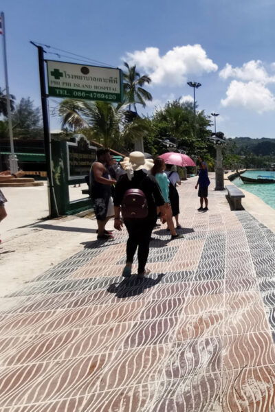Phuket: Phi Phi Island Hopping Day Trip by Speed Boat - Recommendations for Travelers