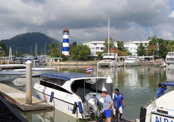Phuket: Phi Phi Island Hopping Day Trip by Speed Boat - What to Bring