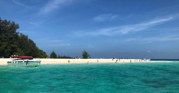 Phuket: Phi Phi Island Hopping Day Trip by Speed Boat - Booking and Cancellation Policy