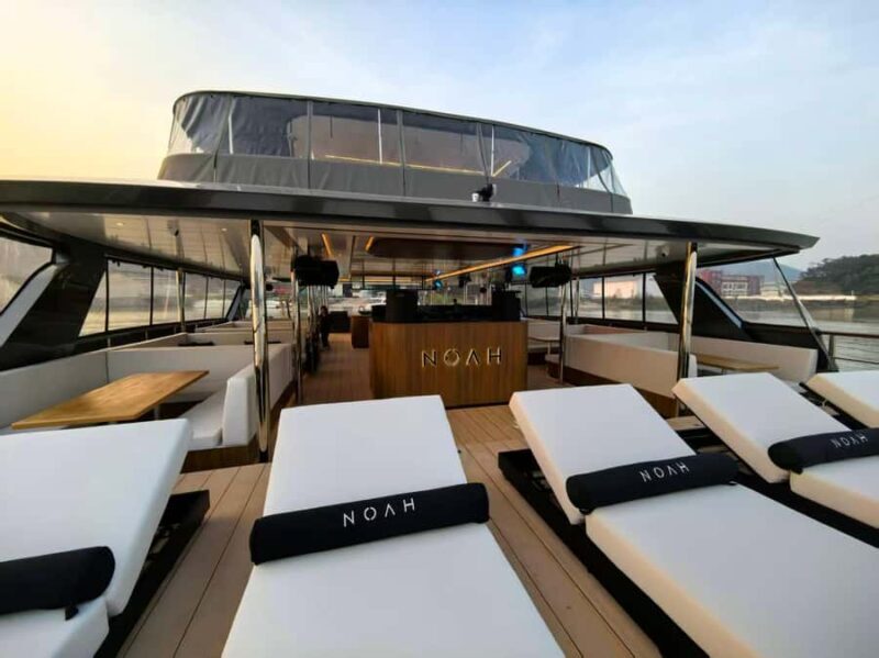Phuket: Phi Phi Island Tour & Luxury Catamaran Party - Good To Know  