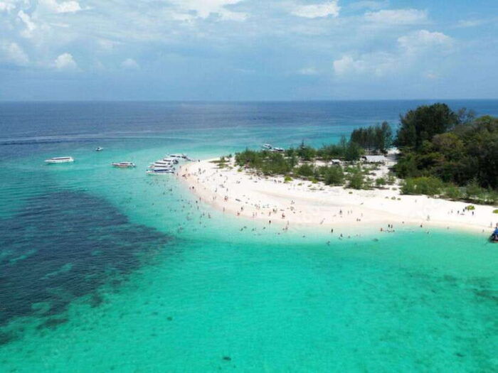 Phuket: Phi Phi Islands, Bamboo Island and Pileh Lagoon Trip - What to Expect at Bamboo Island