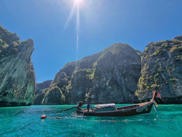 Phuket: Phi Phi Islands Day-Trip by Speed Catamaran - Customer Reviews