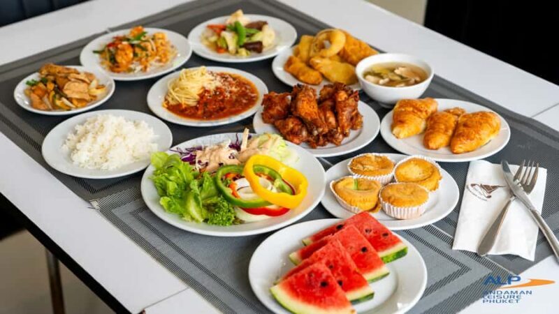 Phuket: Phi Phi Islands Premium Catamaran Tour Max 28 pax - Who This Tour Is Best For