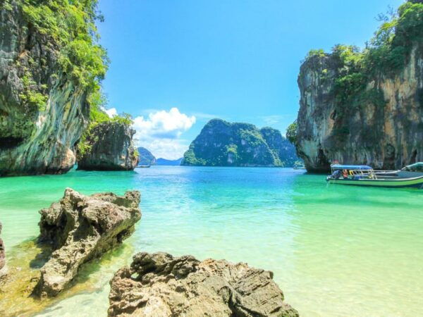 Phuket : Phi Phi Maya Bay & 3 Islands 7 Points by Speedboat - Questions You May Have