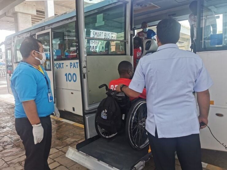 Phuket: Phuket Airport Bus Transfer From/To Kamala Beach - Onboard Amenities