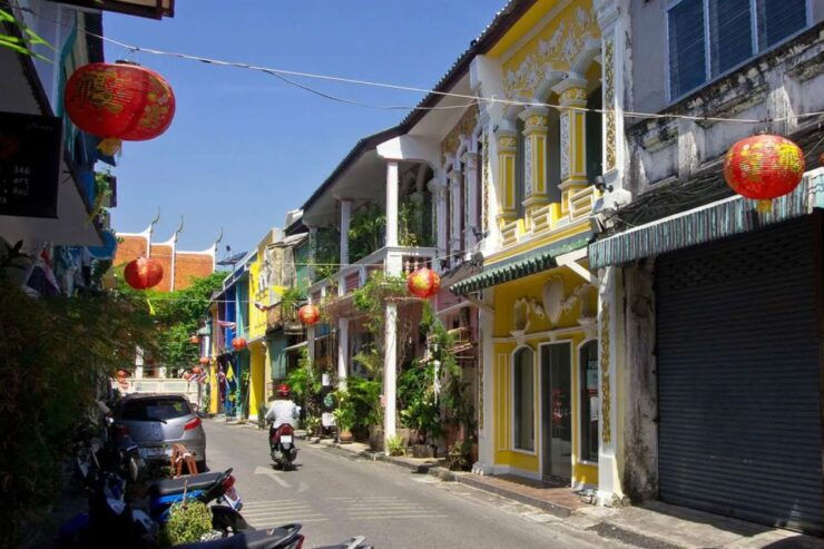 Phuket Premium Landmark City and Sightseeing Tour - Experience and Exploration