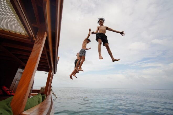 Phuket : Private Full Day Luxury Long Tail Boat - Included Amenities