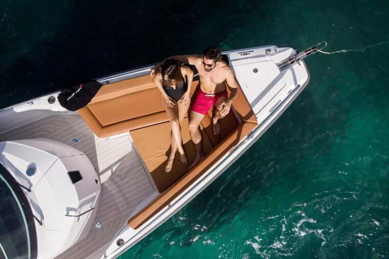 Phuket: Private Luxury Speedboat Cruiser With Activities - Live Tour Guide