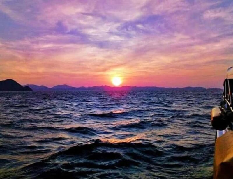 Phuket: Private Sunrise Tour to Phi Phi & Bamboo Islands - Transportation and Group Size