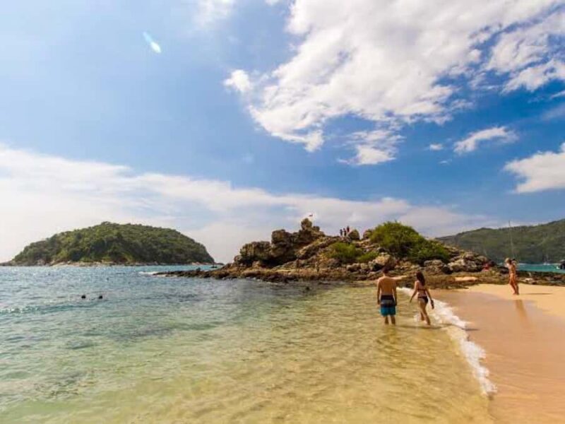 Phuket: PromthepCape,Swim Ya-Nui Beach,Buddha,Chalong Temple - Final Words