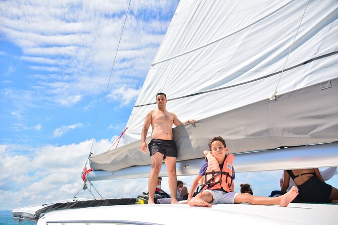 Phuket: Racha Yai & Koh Hey Catamaran Tour - Delicious Onboard Meals