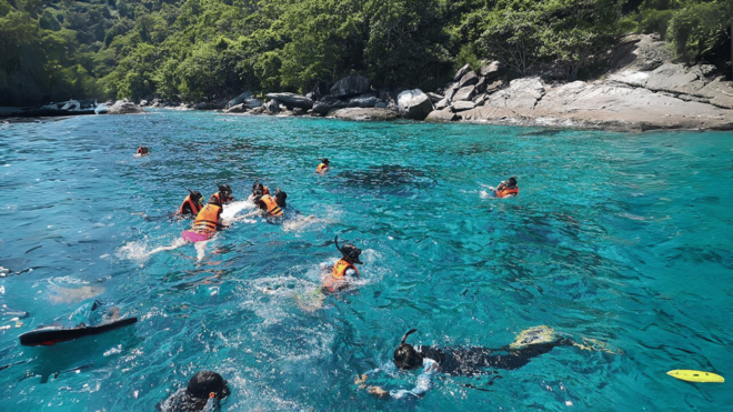 Phuket: Raya Island, Maithon Island, & Dolphin Spotting Tour - Inclusions of the Tour