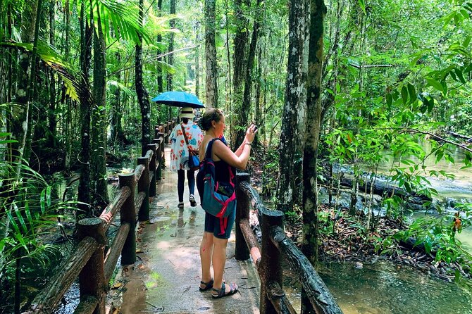 Phuket Sightseeing Tour With a Local Guide and Lunch - Tour Overview and Logistics