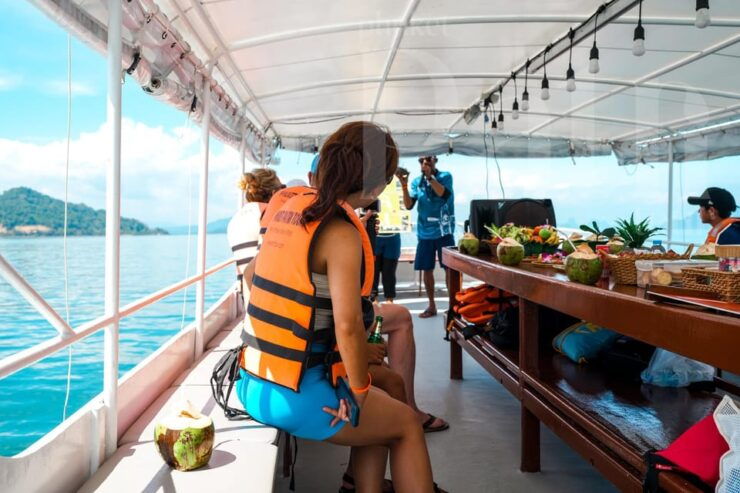 Phuket: Sunset Seafood Dinner Cruise In Phang Nga Bay - Detailed Itinerary