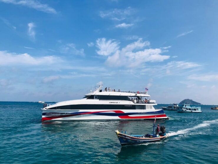 Phuket to Ko Tao by Coach and High-Speed Catamaran - Onboard Experience and Amenities