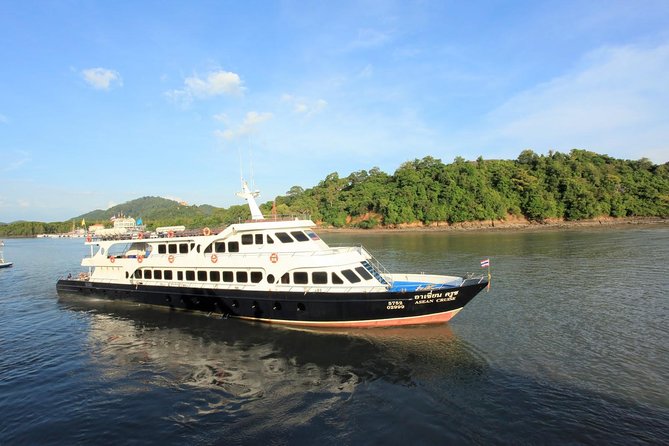 Phuket to Koh Phi Phi by Phi Phi Cruiser - Overview and Departure