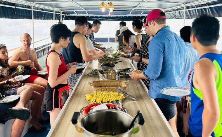 Phuket : Twilight Sea Canoe Tour With Glowing Plankton - What to Expect
