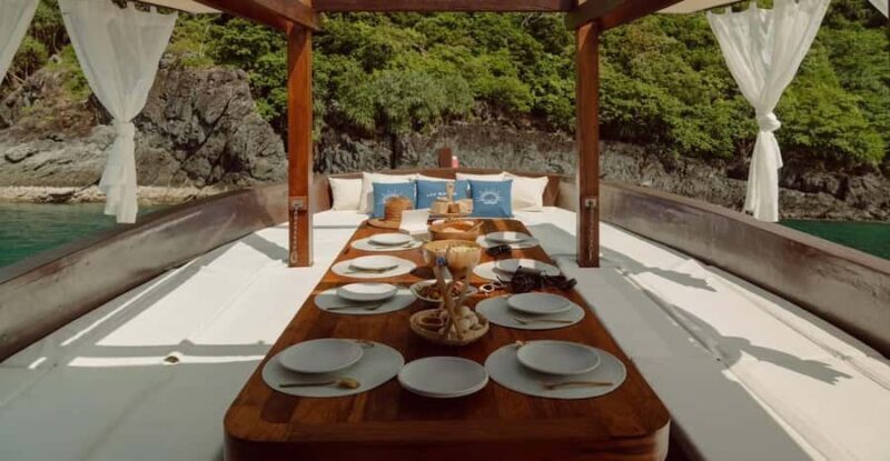 Phuket: Vintage Private Boat Tour with Snorkeling and Meals - Final Thoughts