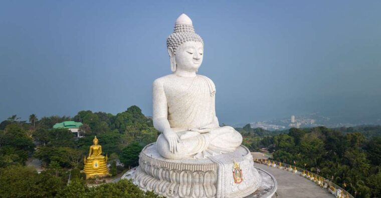 Phuket: Wat Chalong, Viewpoint, and Old Town Guided Tour - Taking in the Scenic Viewpoints
