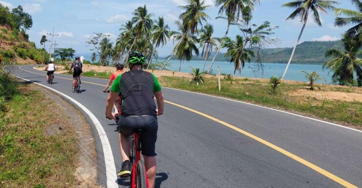 Phuket's Hidden Trails Biking Adventure Small-Group Tour - Guided Biking Experience Highlights