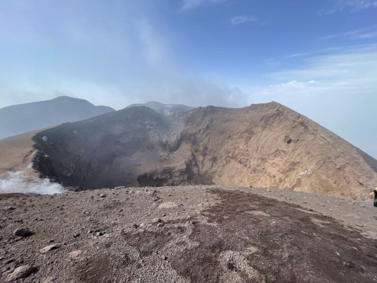 Piano Provenzana: Mount Etna Hiking Trip to 3,300 Meters - Experience Highlights