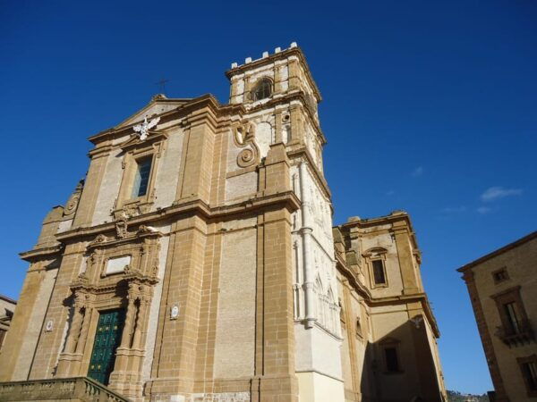 Piazza Armerina & Caltagirone Guided Tour - Frequently Asked Questions