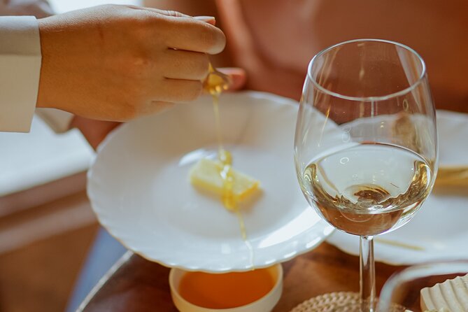 Piazza Navona Balcony Experience: Roman Wine and Delights Tasting - Common Questions