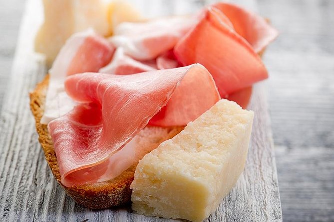 Pic-Nic With Typical Italian Products on Lake Como - Tour Overview