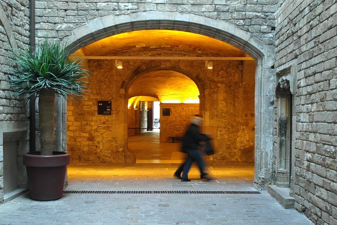 Picasso & Gothic Quarter Walking Tour With Skip the Line Ticket - Tour Highlights