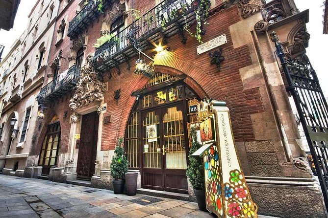 Picasso Museum & Private Walking Tour at Arts District Born - Directions