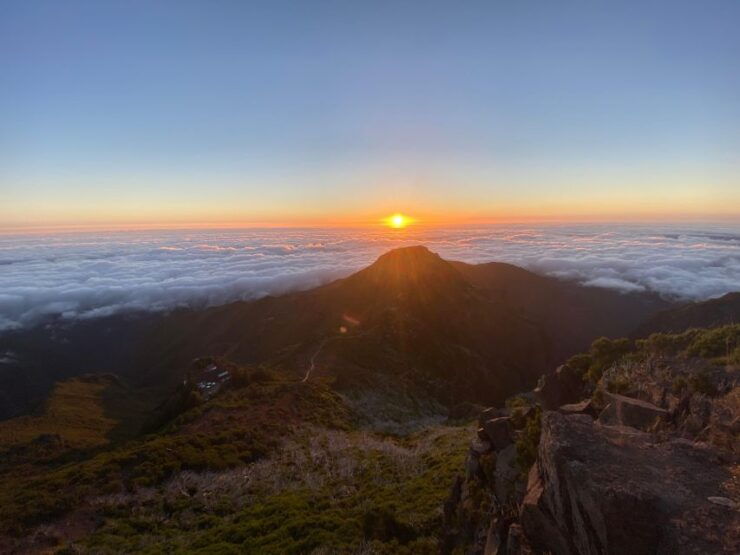 Pick up at Achada Do Teixeira - Return to Pico Areeiro - Tour Details