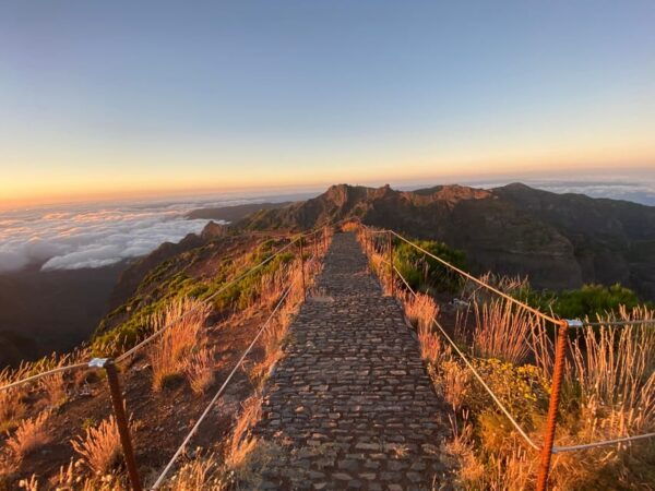 Pick up in Santana, PR1 and PR1.2 Hike Ruivo - Arieiro - Important Regulations
