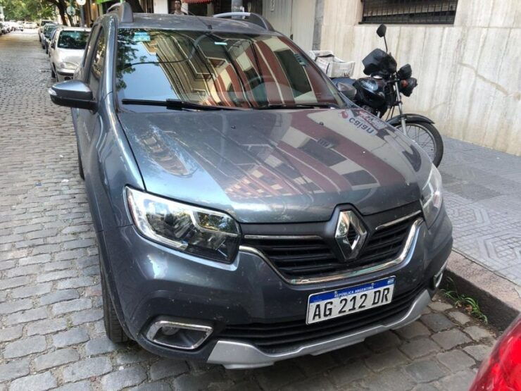 Picked up by a Friend in Buenos Aires Airport - Good To Know