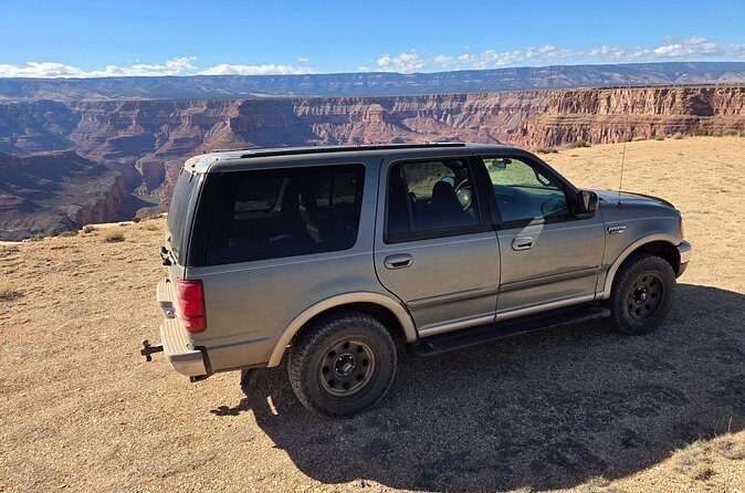 Picnic at East Grand Canyon Tables and Chairs Privided No Crowds - Authenticity and Cultural Connection